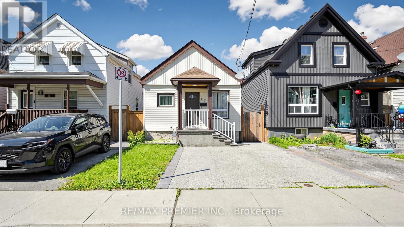 27 Cambridge Avenue Property Photo 1