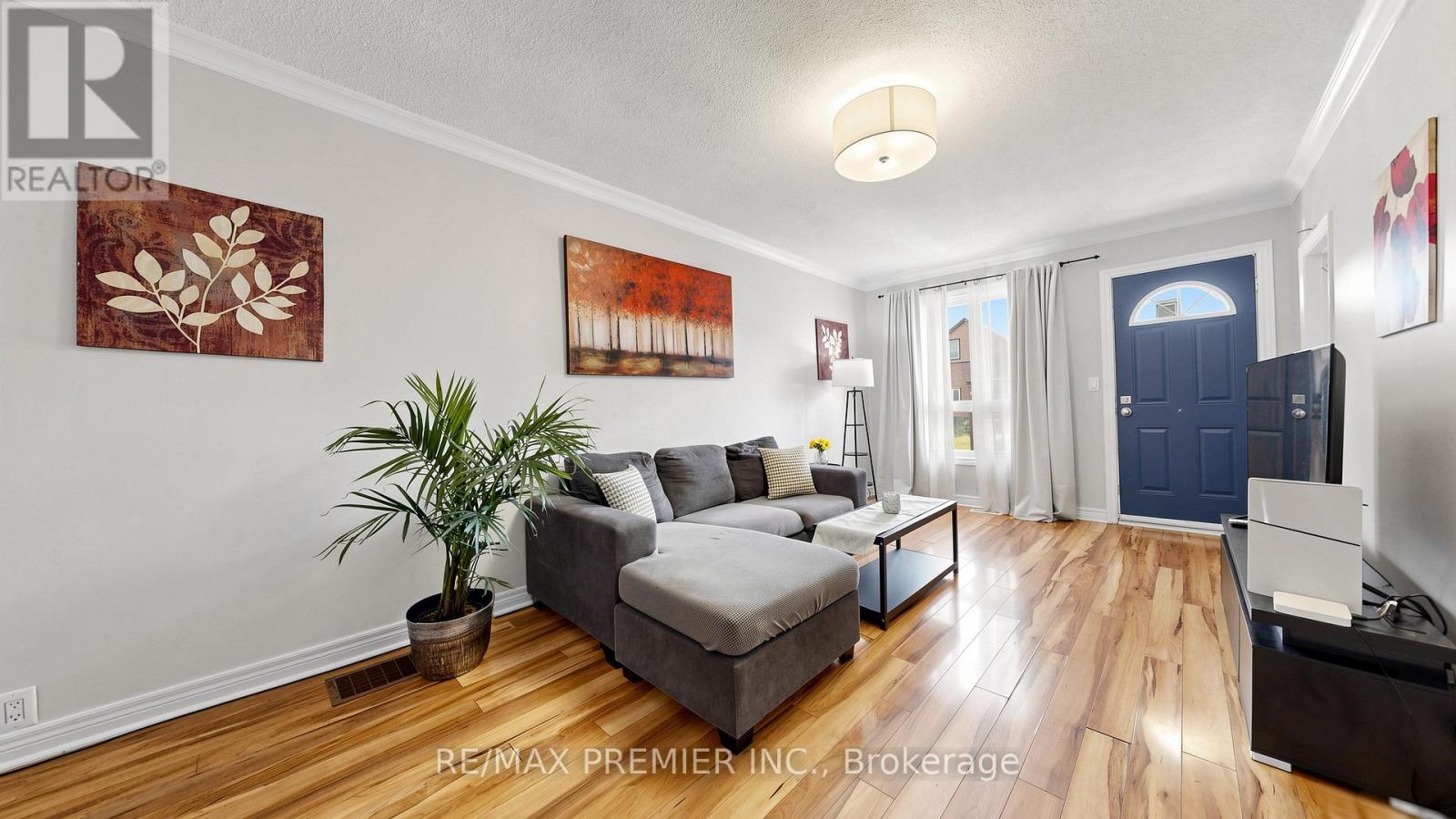 27 Cambridge Avenue Property Photo 3