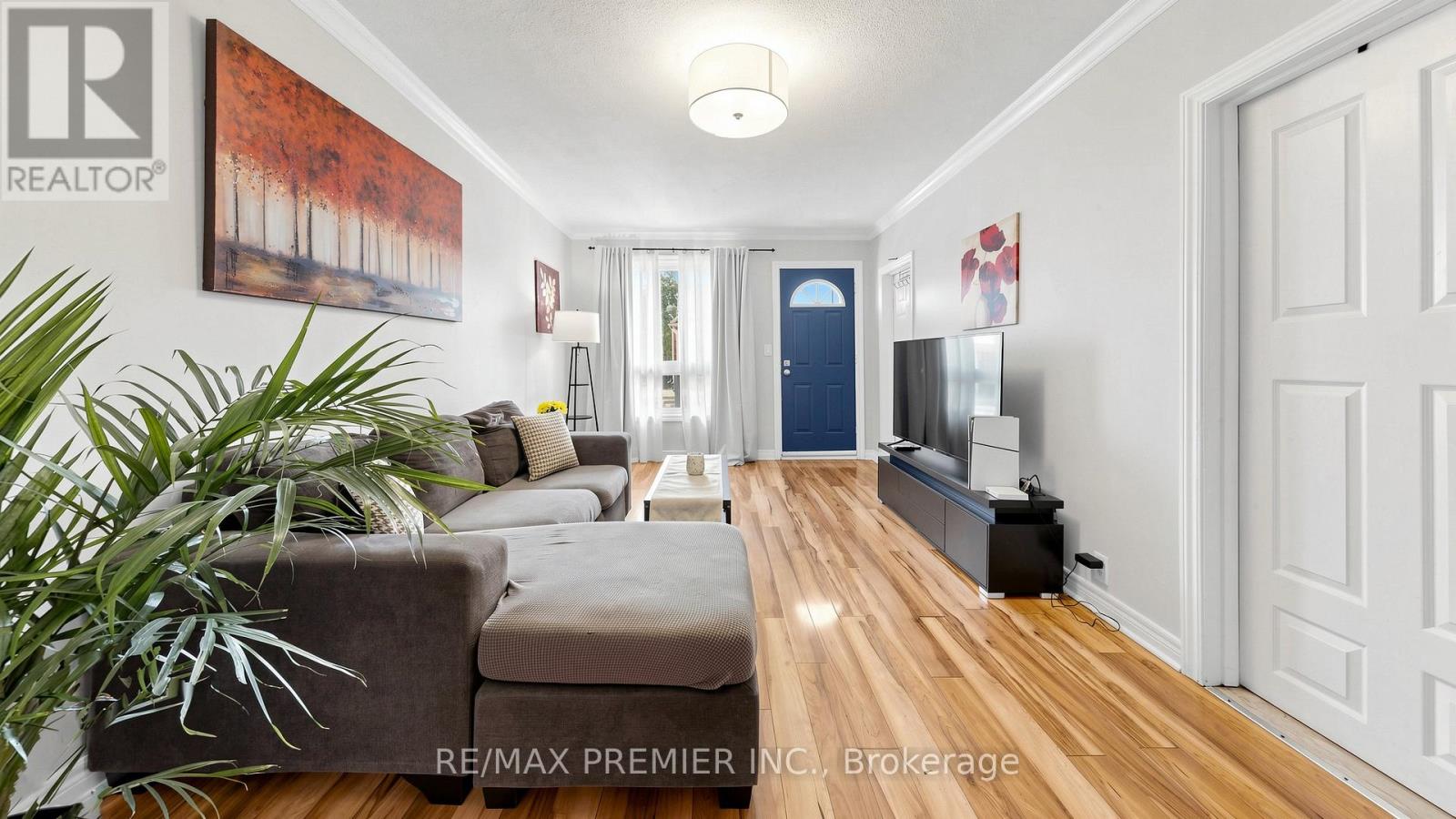 27 Cambridge Avenue Property Photo 4