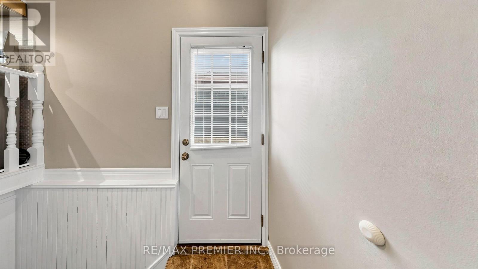 27 Cambridge Avenue Property Photo 17