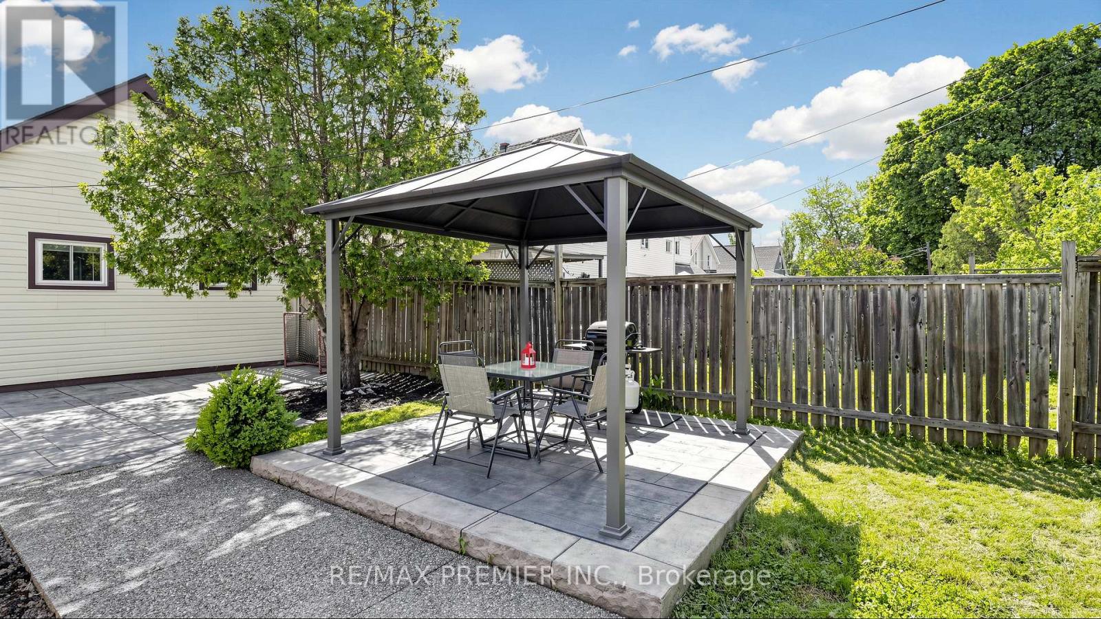 27 Cambridge Avenue Property Photo 29