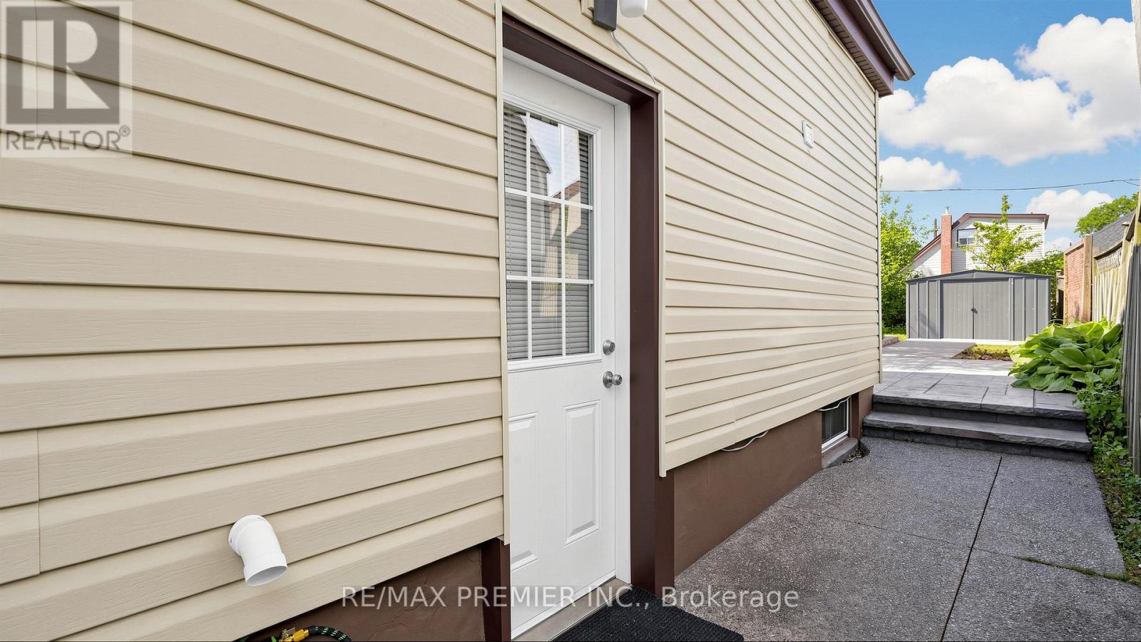 27 Cambridge Avenue Property Photo 32