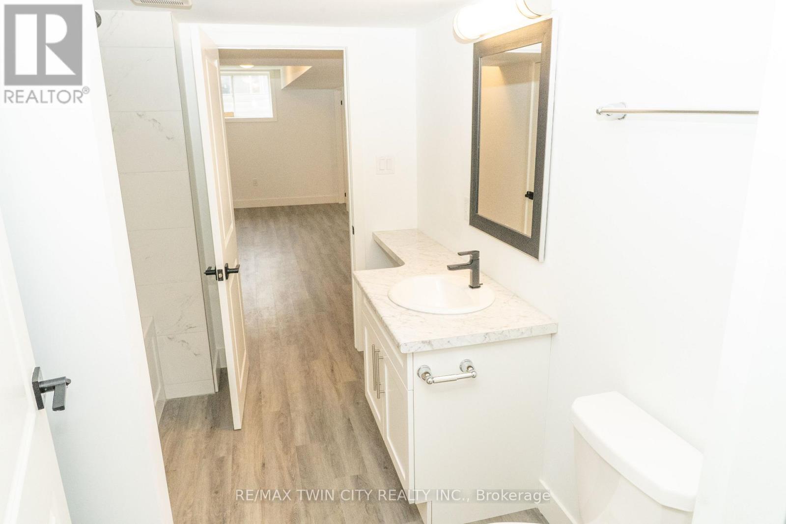 163 Julie Crescent Property Photo 23