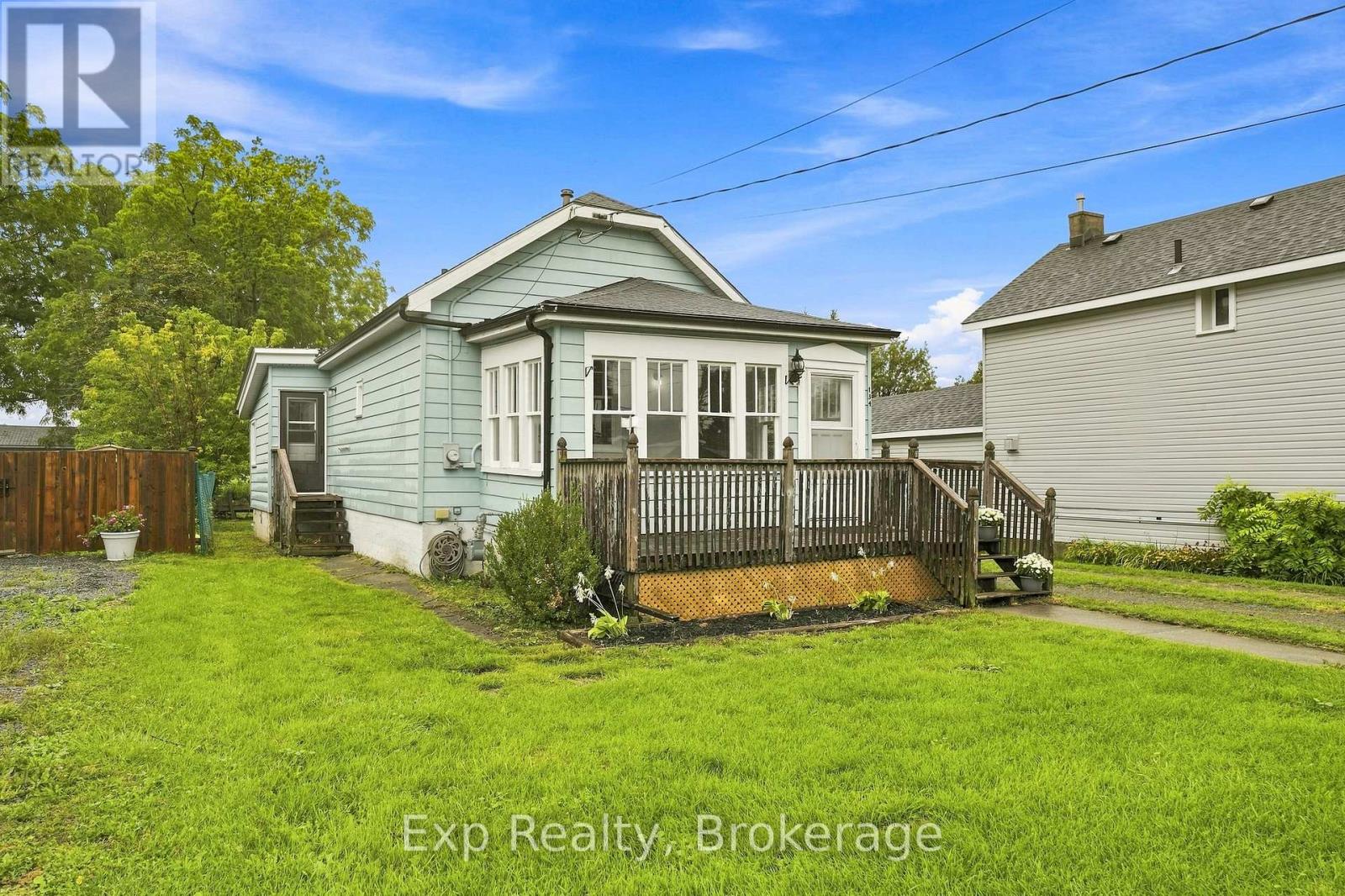 134 Catharine Street Property Photo 5