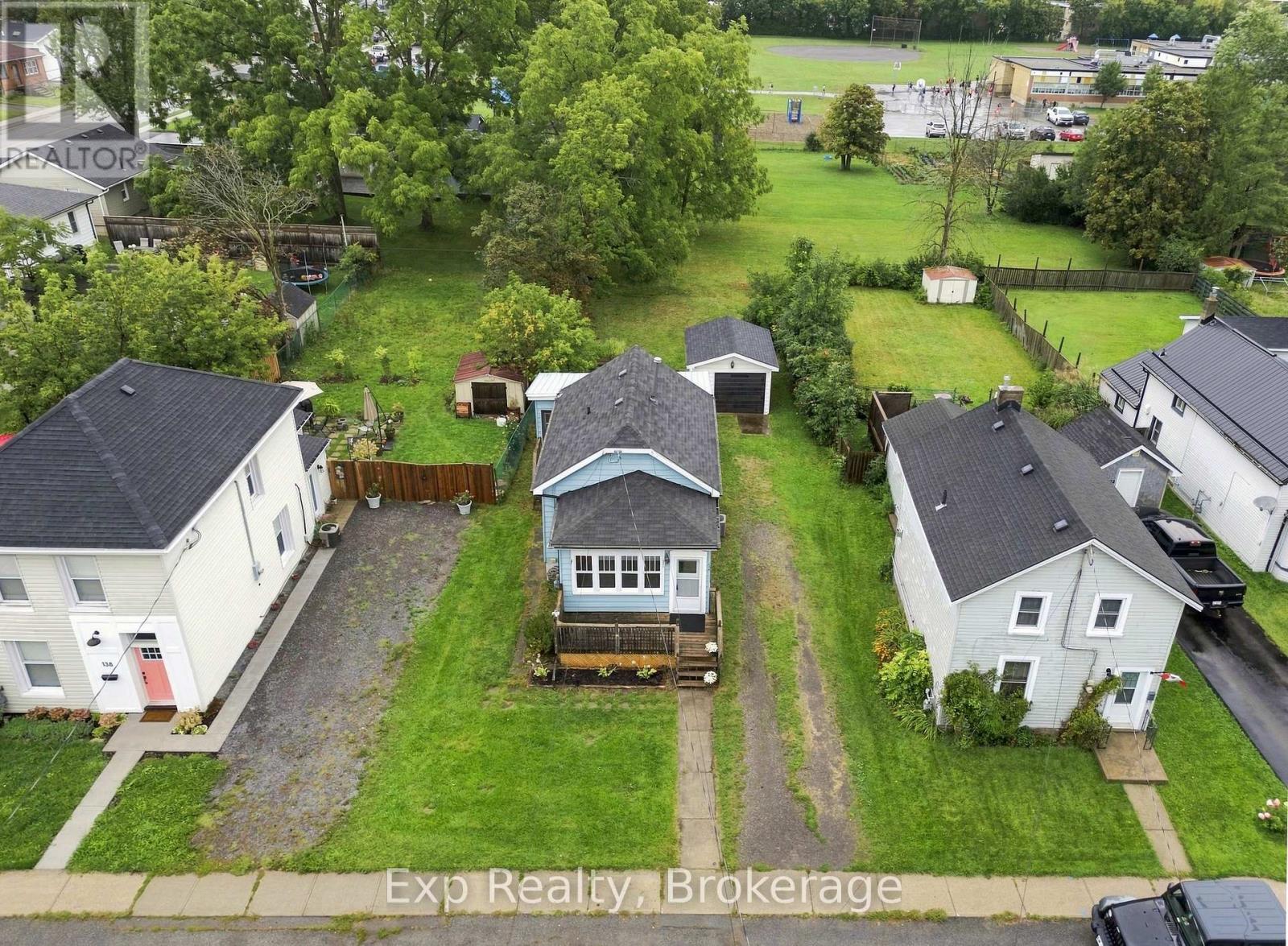 134 Catharine Street Property Photo 29