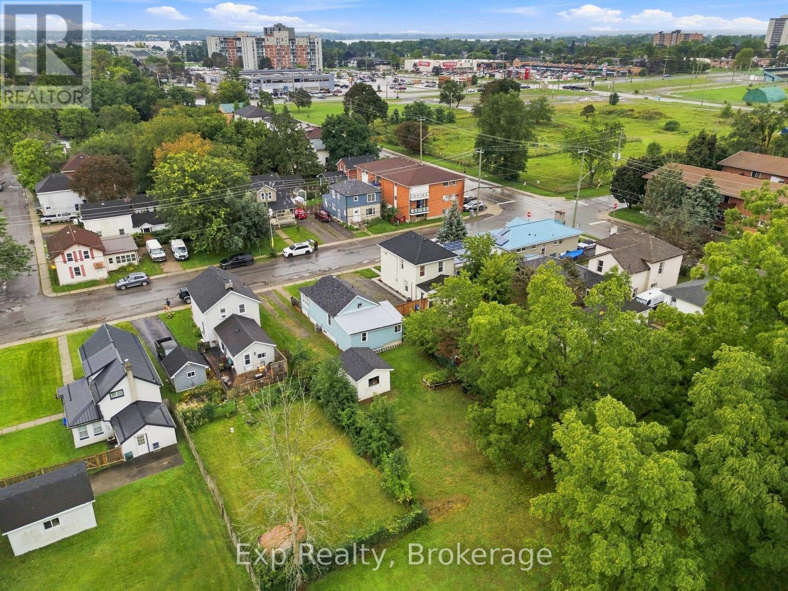 134 Catharine Street Property Photo 39