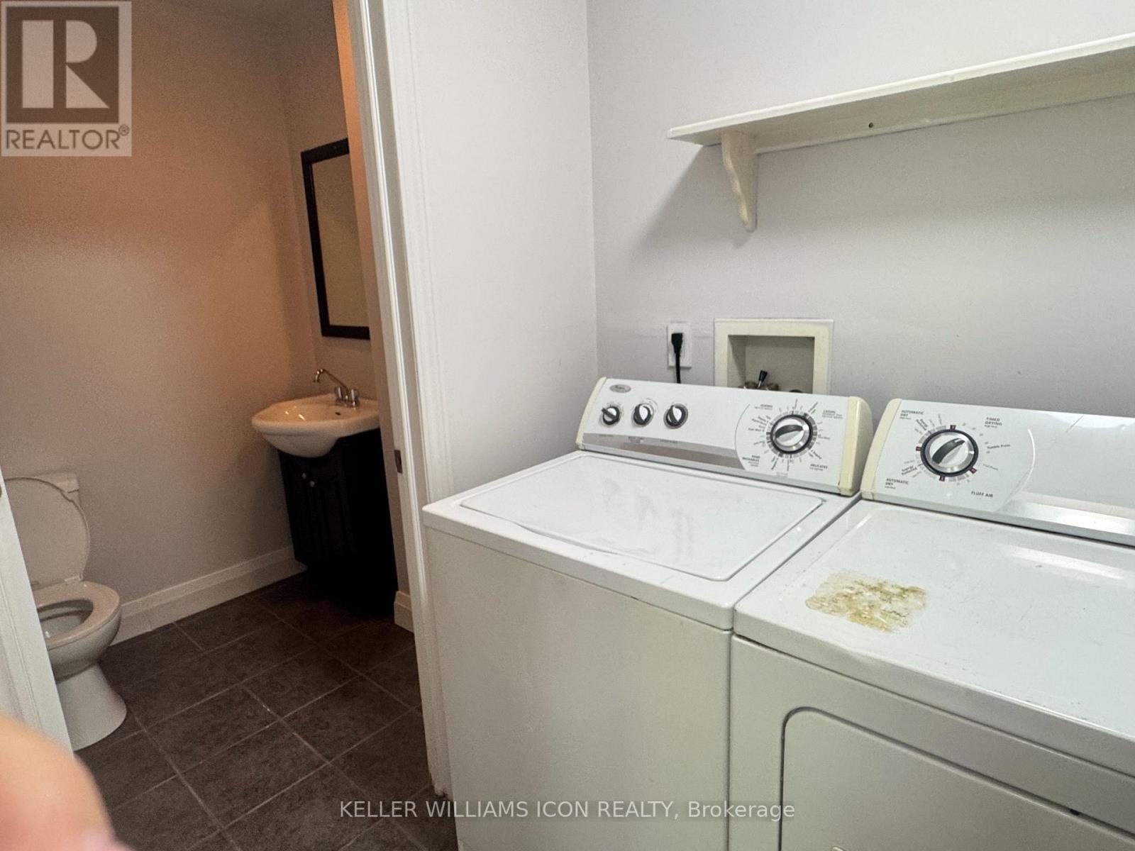 3 - 3415 Uplands Drive Property Photo 13