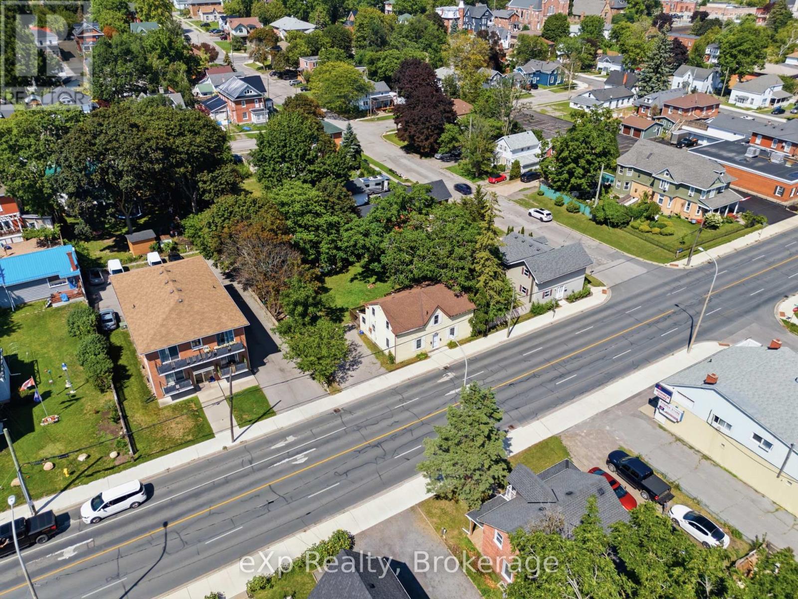 188 Dundas Street W Property Photo 42