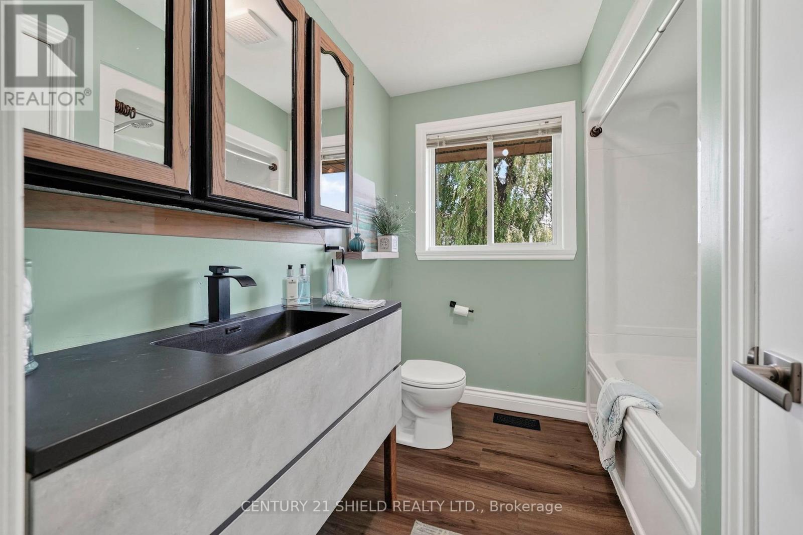 17441 Mcphail Road Property Photo 23