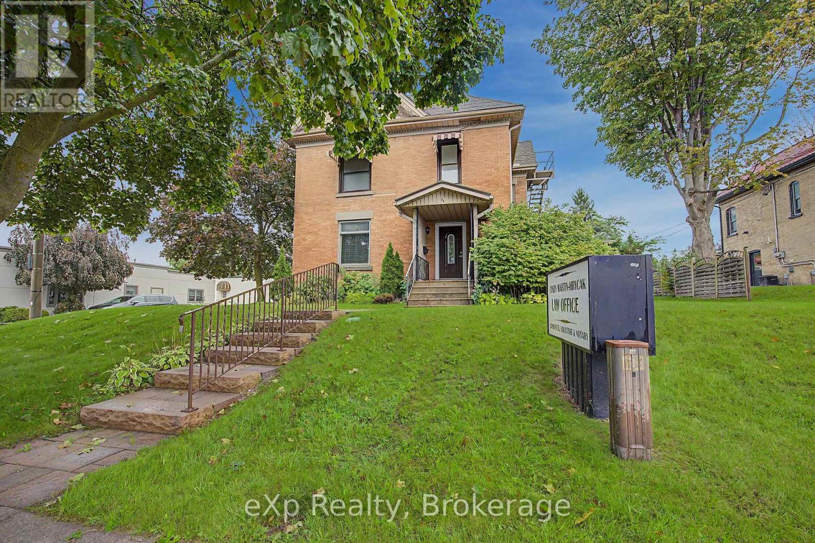 22 Harvey Street Property Photo 2