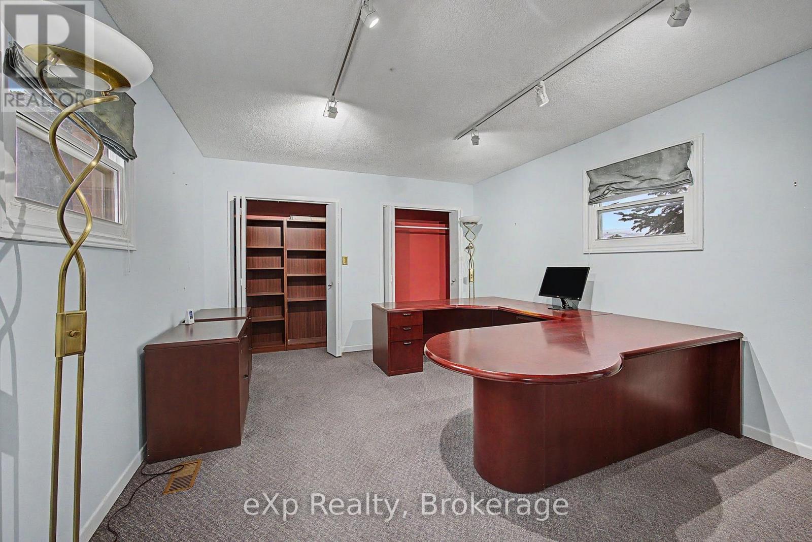 22 Harvey Street Property Photo 13