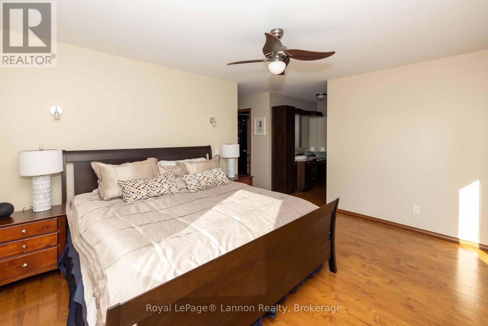 401 Barrie Drive Property Photo 26
