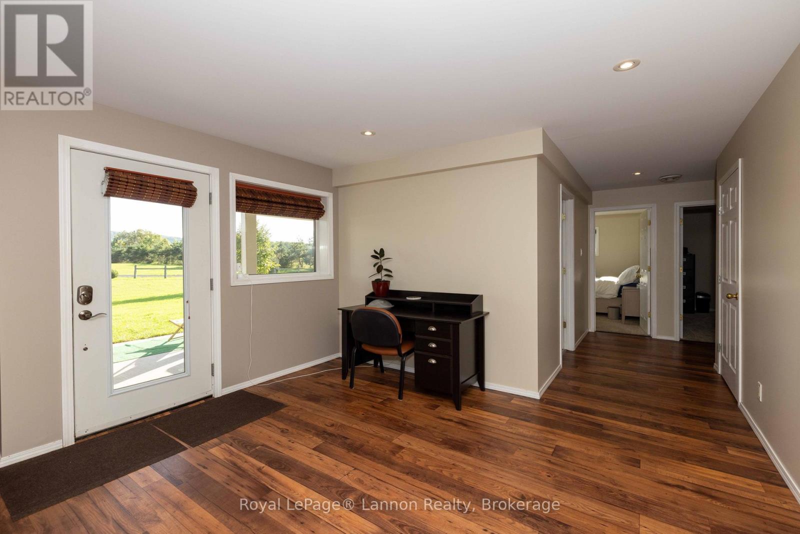 401 Barrie Drive Property Photo 39