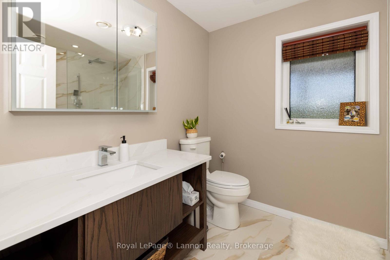 401 Barrie Drive Property Photo 41