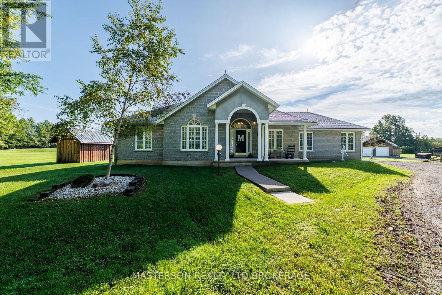 14064 King Road Property Photo 1