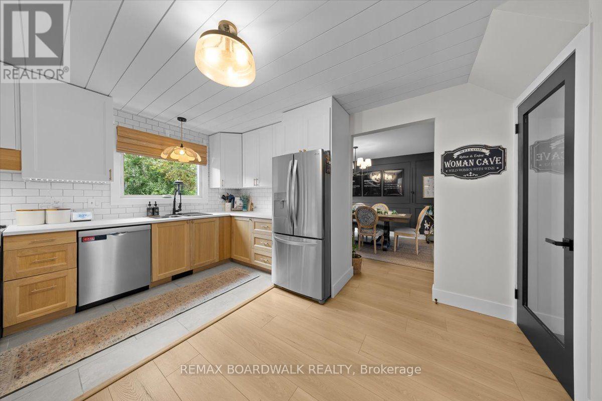 11 Duncan Street Property Photo 13