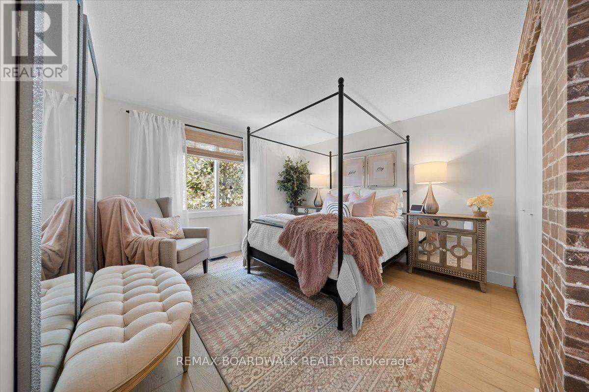 11 Duncan Street Property Photo 38