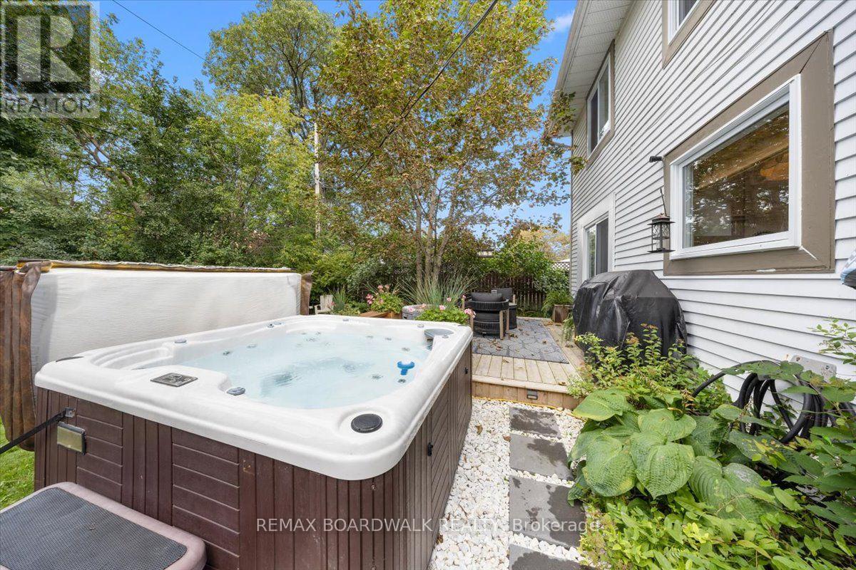 11 Duncan Street Property Photo 49