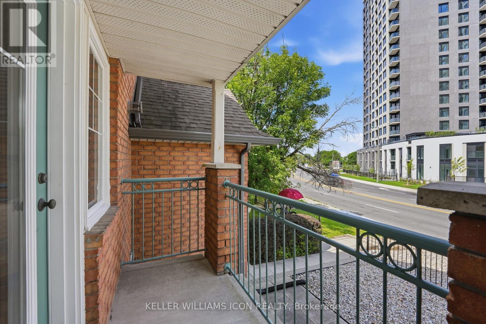 43 Thornbury Crescent Property Photo 18