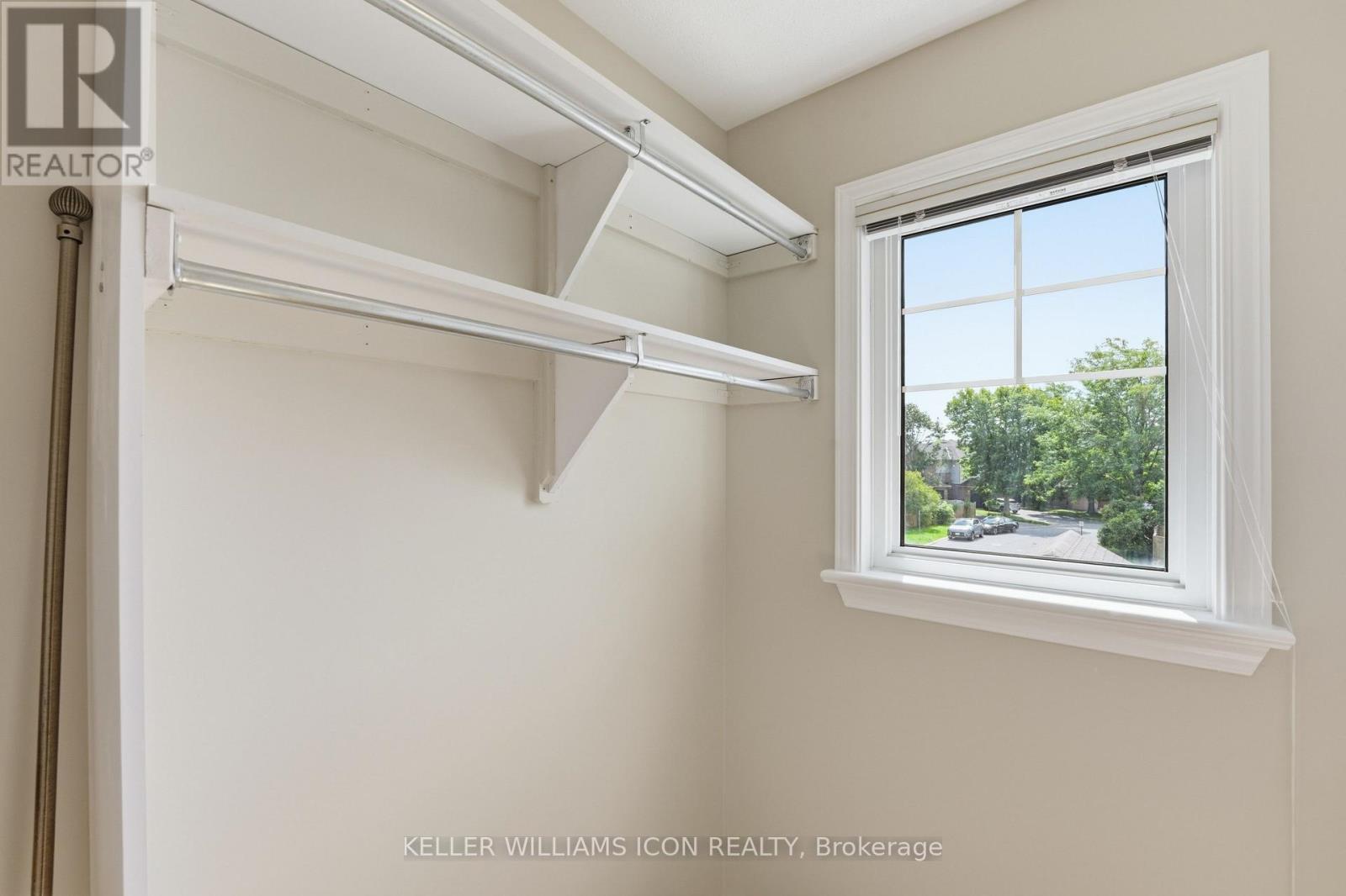 43 Thornbury Crescent Property Photo 22