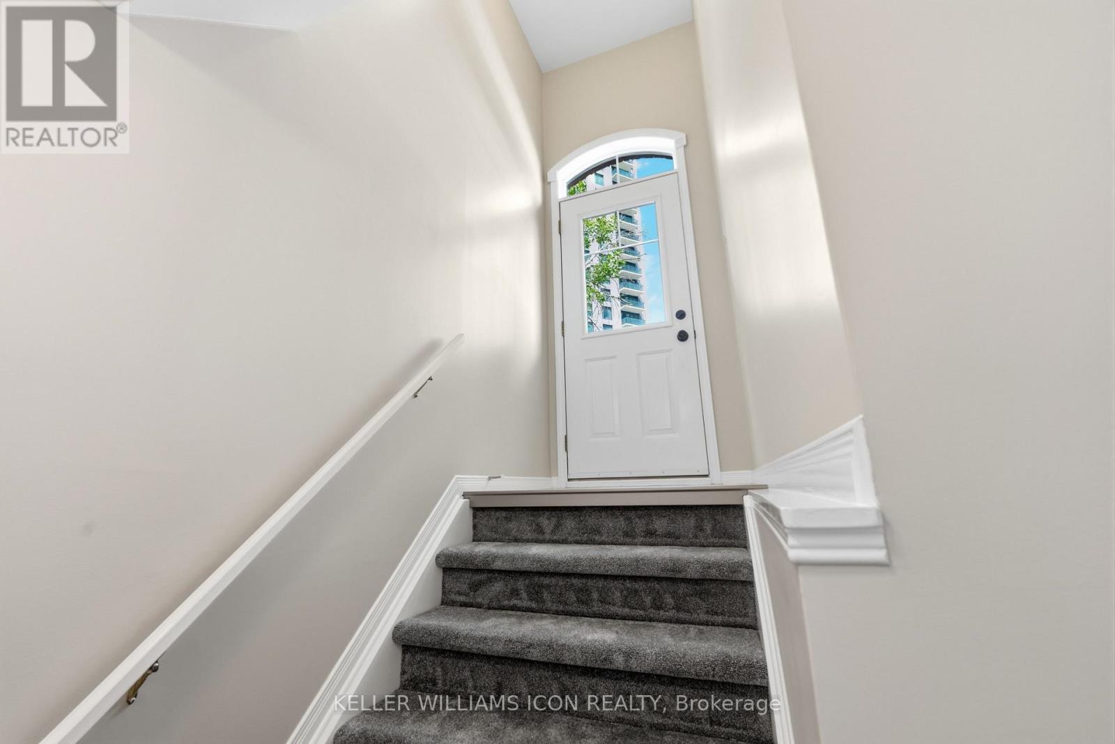 43 Thornbury Crescent Property Photo 27