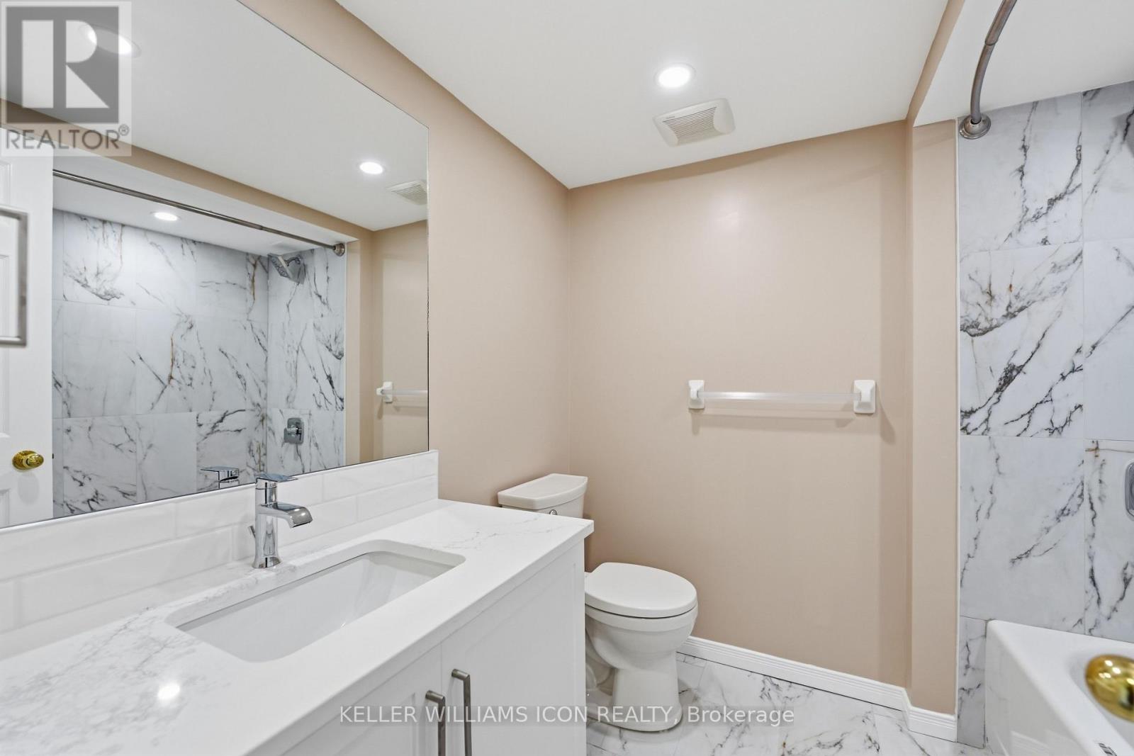 43 Thornbury Crescent Property Photo 32