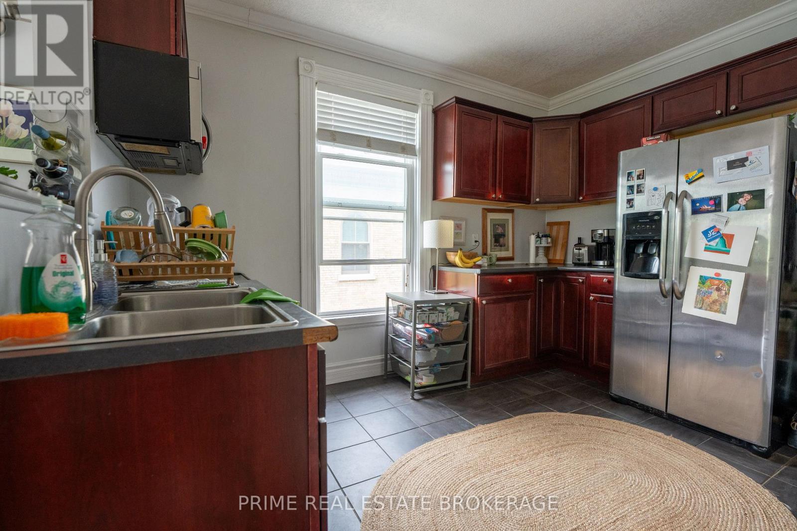 500-502 Colborne Street Property Photo 18