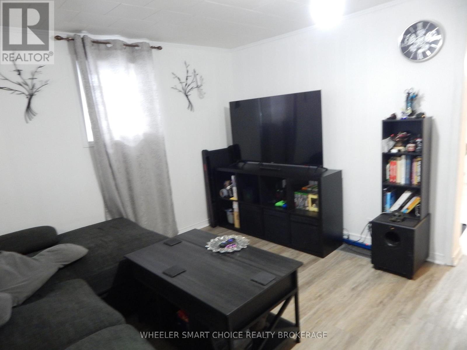 107-109 Cumberland Street Property Photo 24