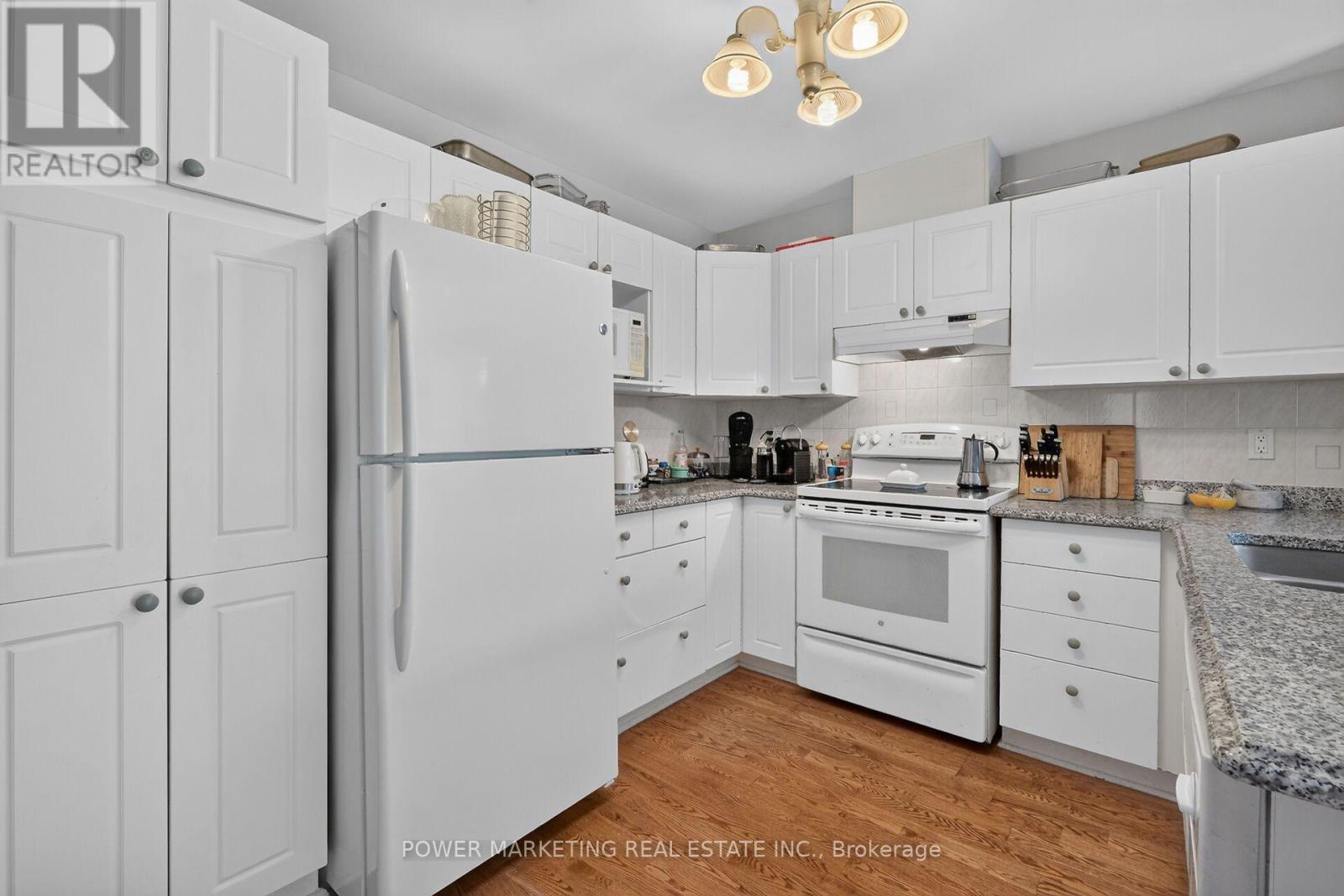 6886 Edgar Brault Street Property Photo 14