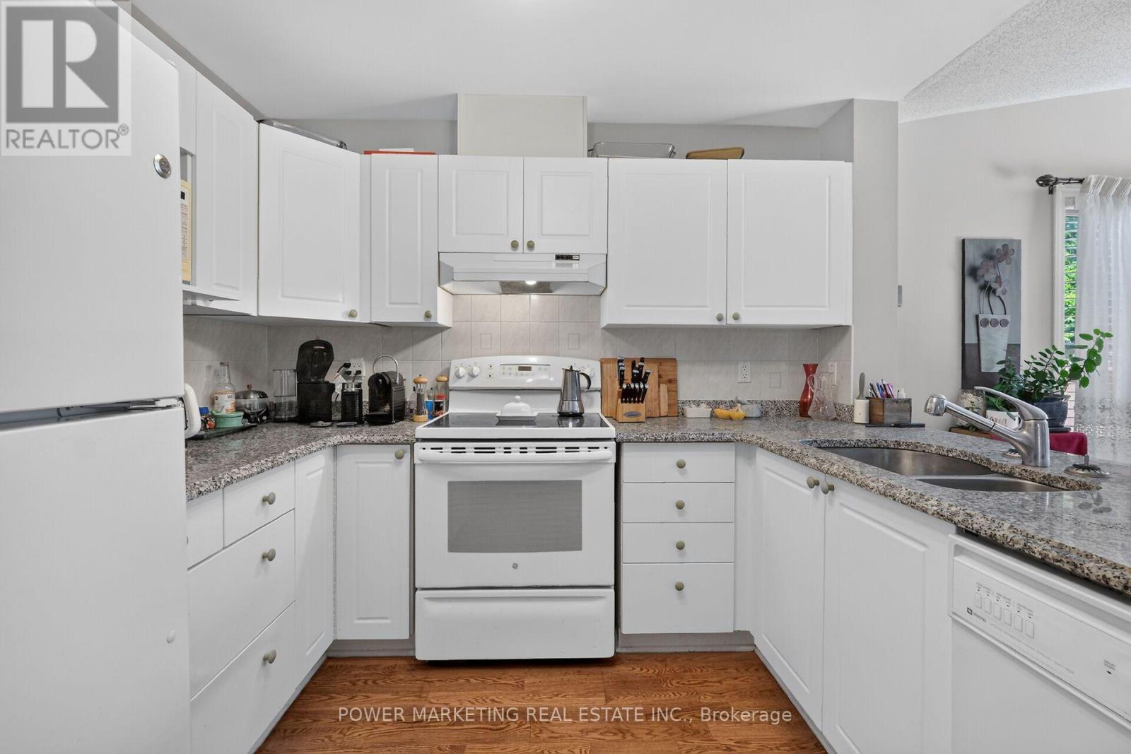 6886 Edgar Brault Street Property Photo 15