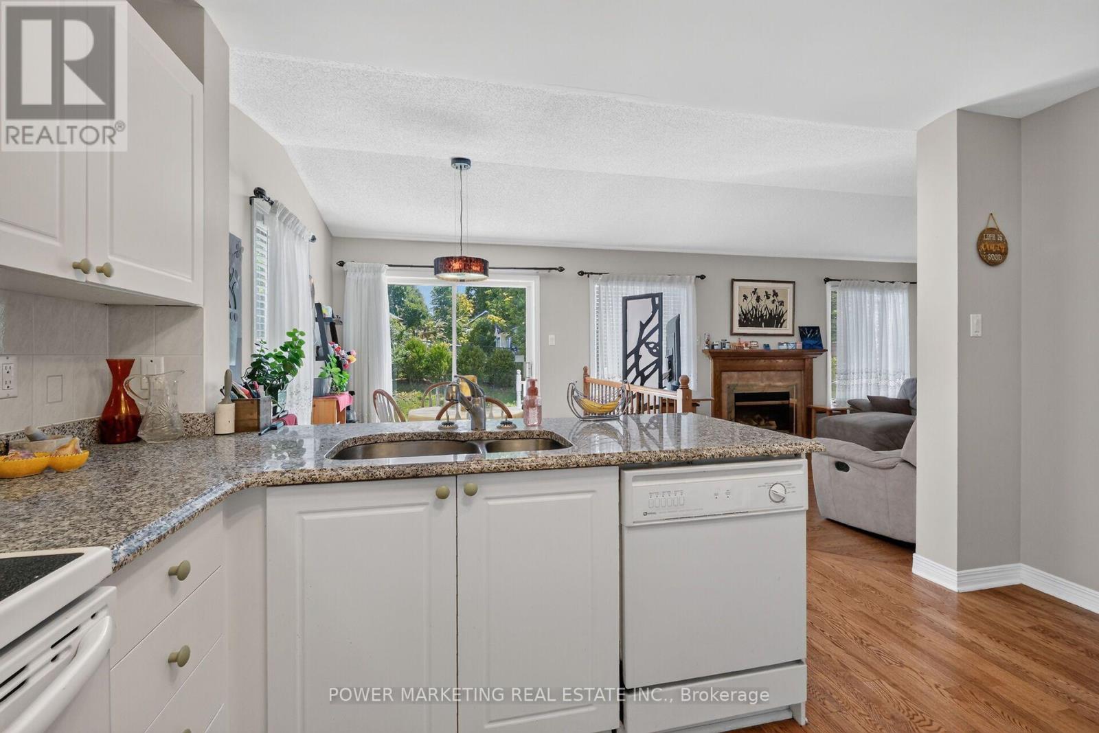 6886 Edgar Brault Street Property Photo 16