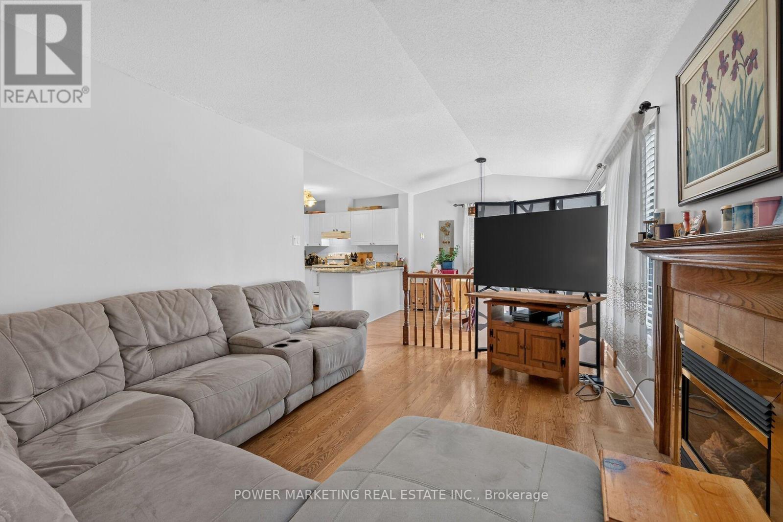 6886 Edgar Brault Street Property Photo 21