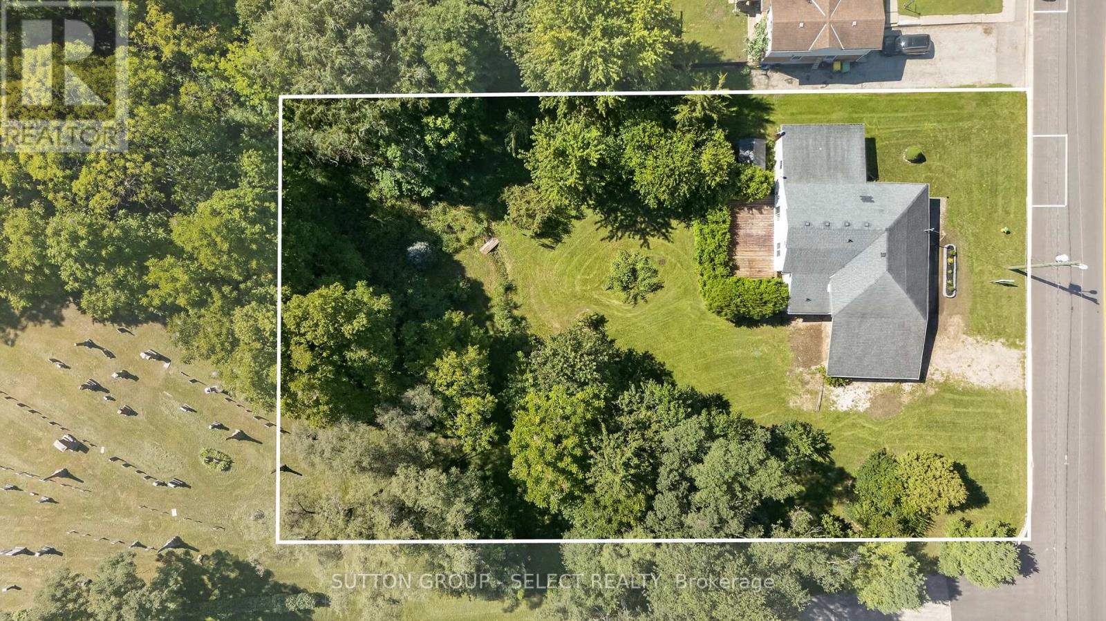 1825 Longwoods Drive Property Photo 1