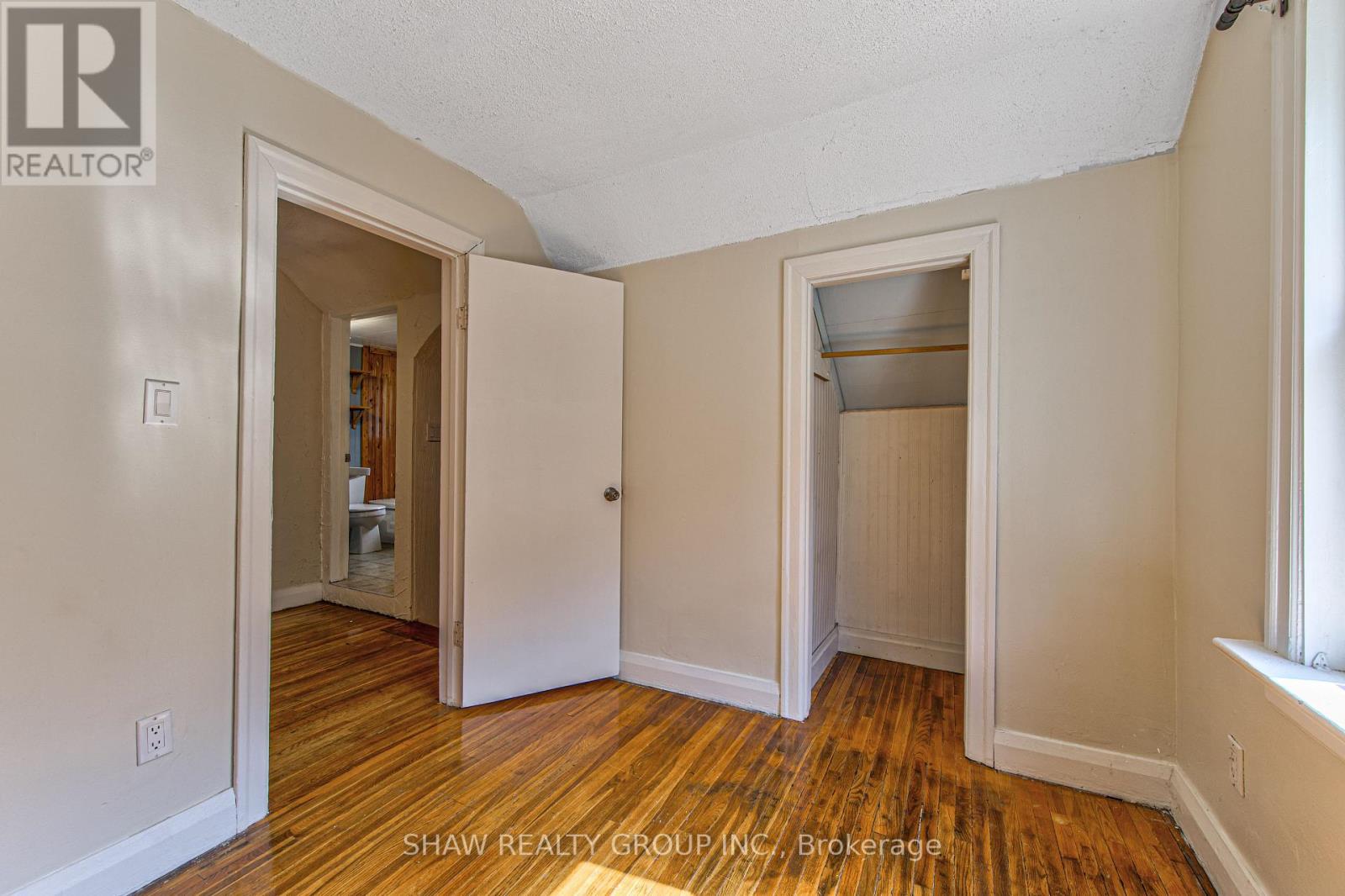 84 Franklin Street S Property Photo 20