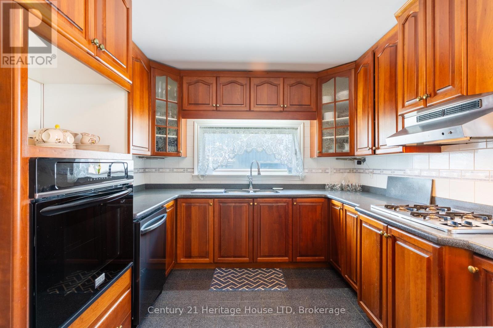 155 Wilton Avenue Property Photo 16