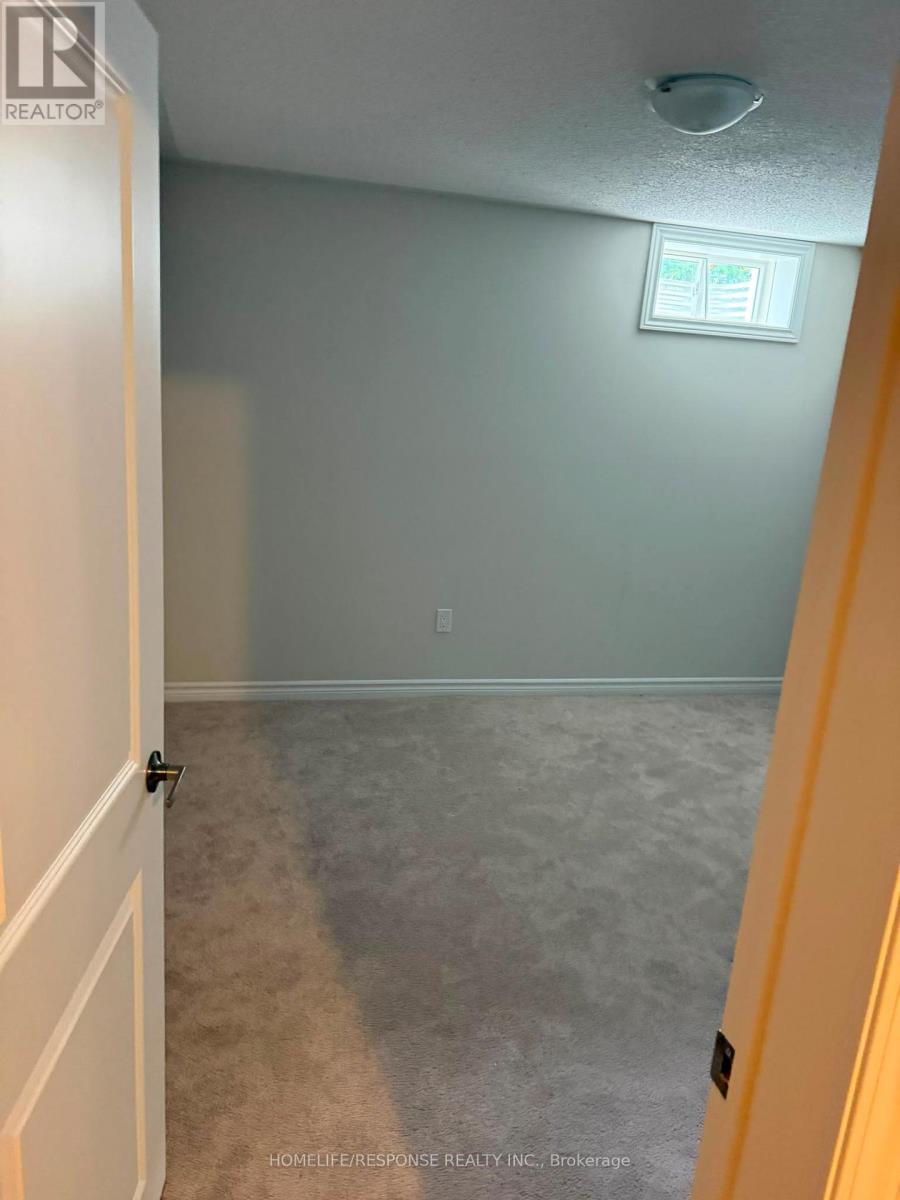 111 Stonebrook Way Property Photo 8