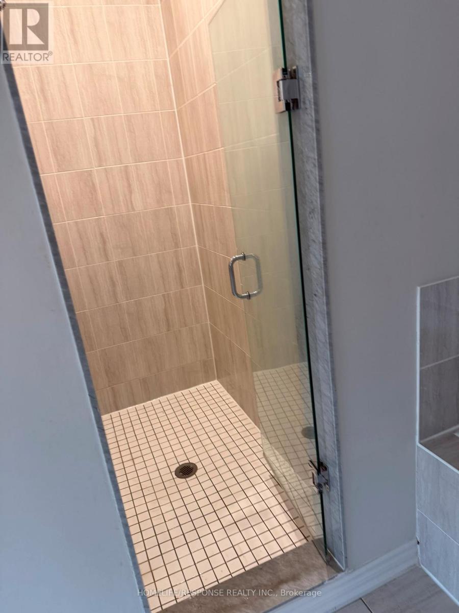 111 Stonebrook Way Property Photo 14