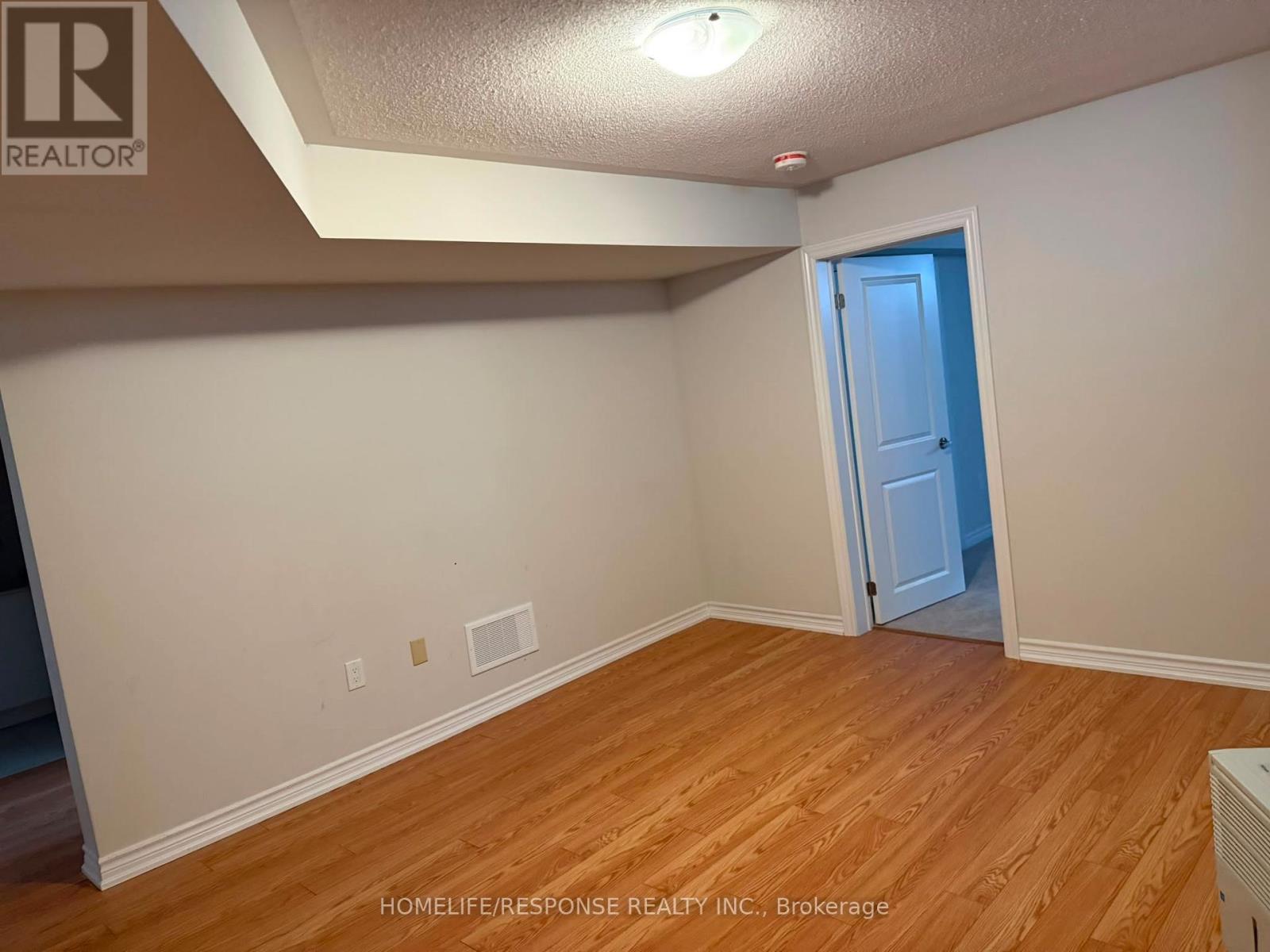 111 Stonebrook Way Property Photo 23