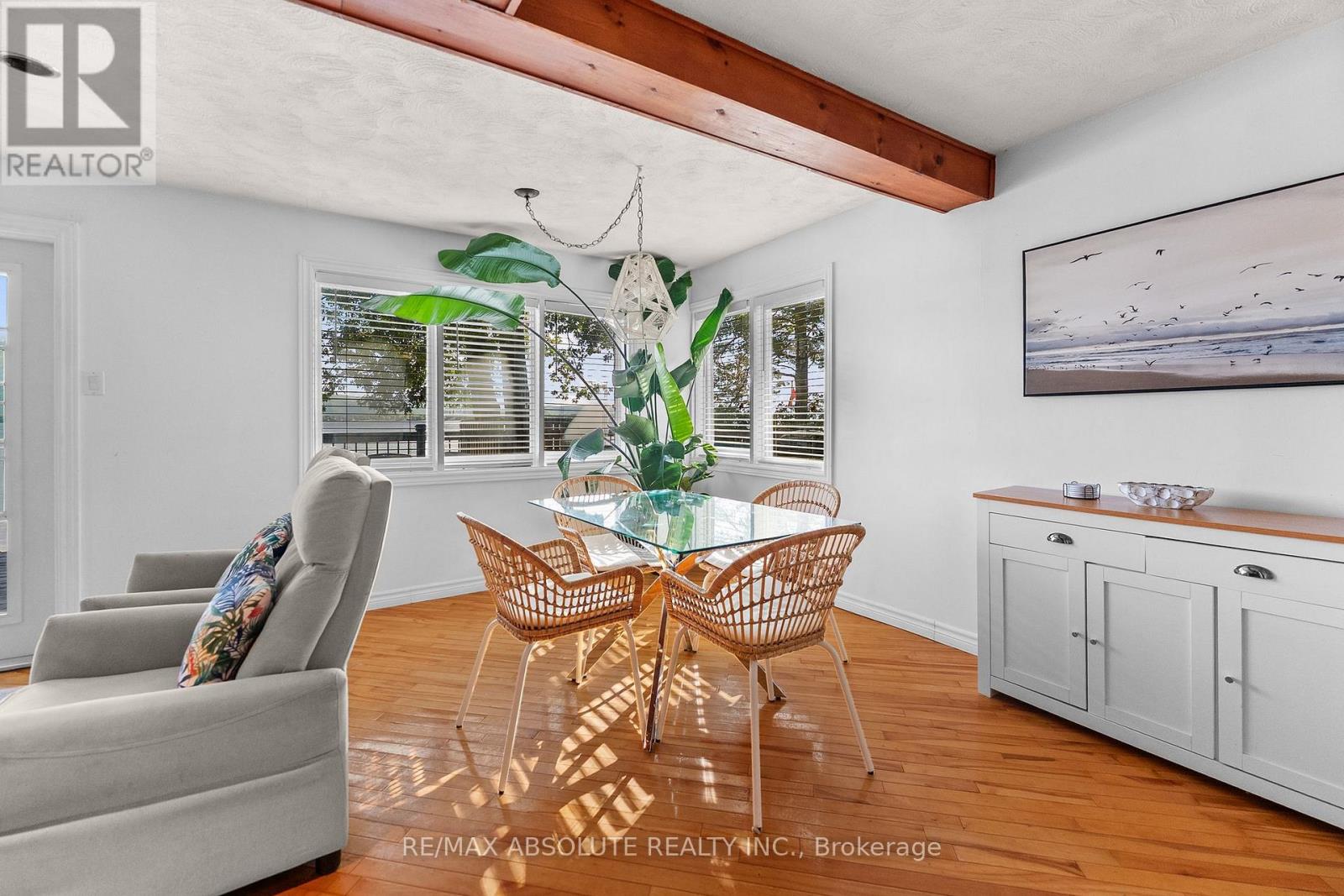 470 Bayview Drive Property Photo 10