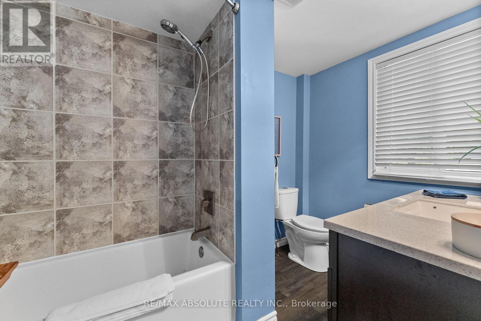 470 Bayview Drive Property Photo 16