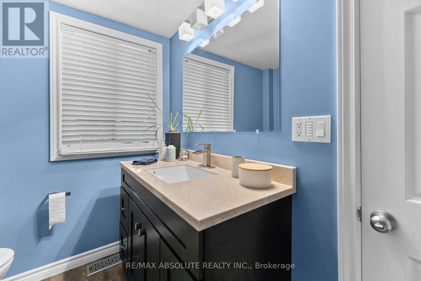 470 Bayview Drive Property Photo 17
