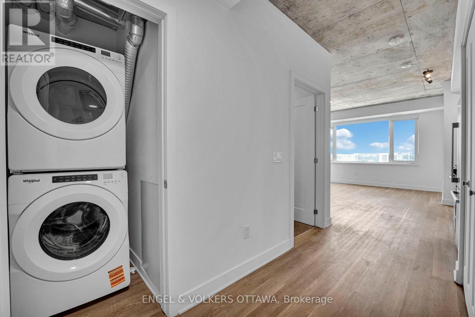 B1109 - 1655 Carling Avenue Property Photo 15