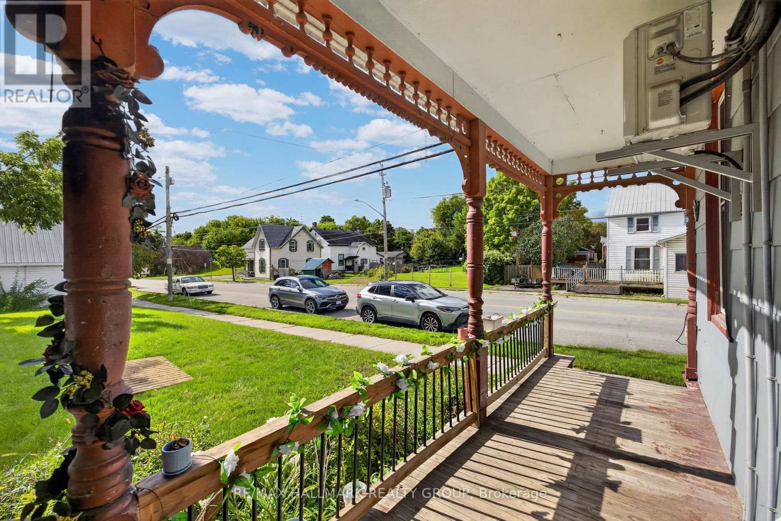98 North Street Property Photo 4