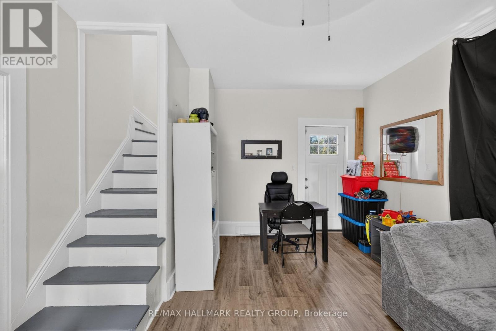 98 North Street Property Photo 11