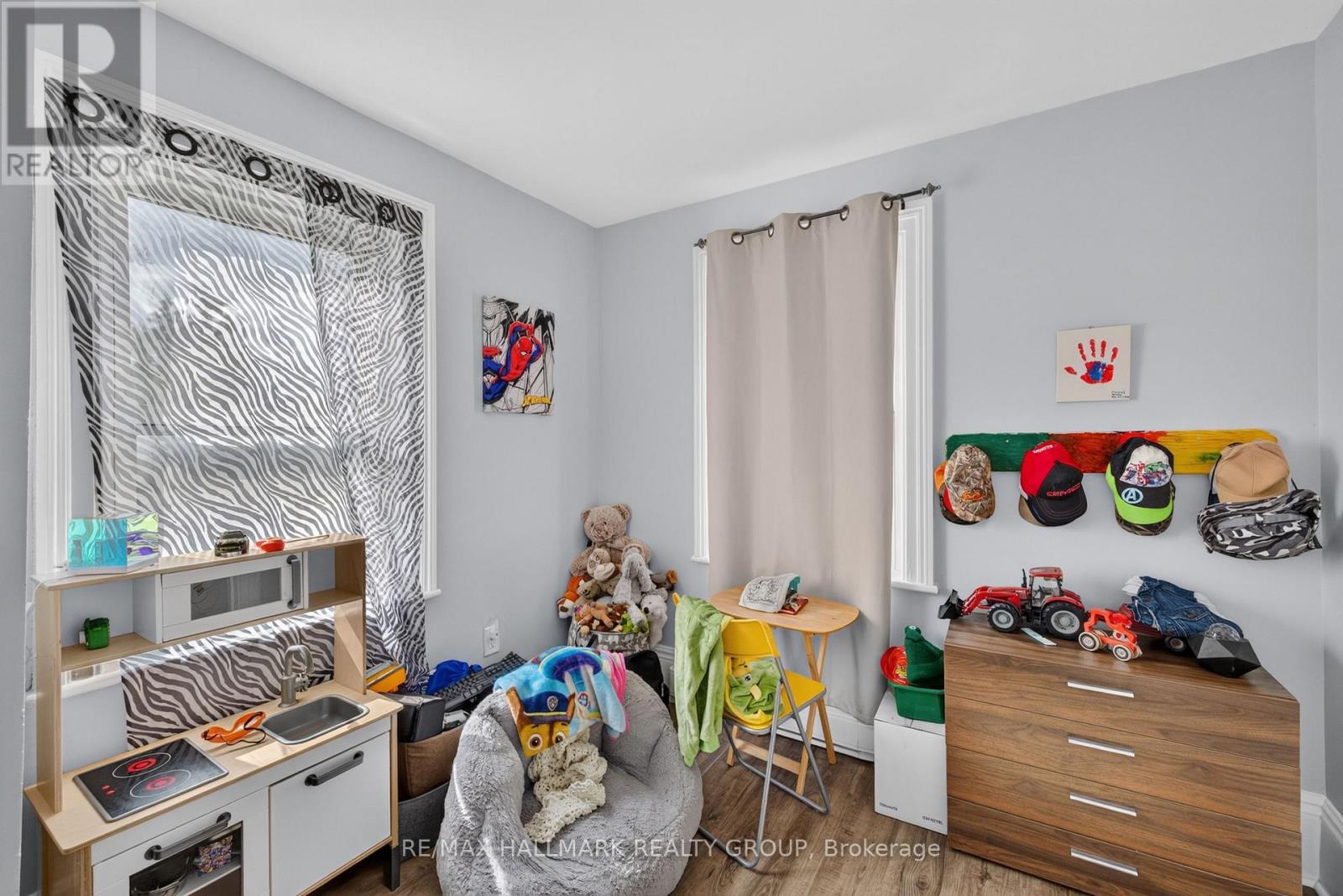 98 North Street Property Photo 16