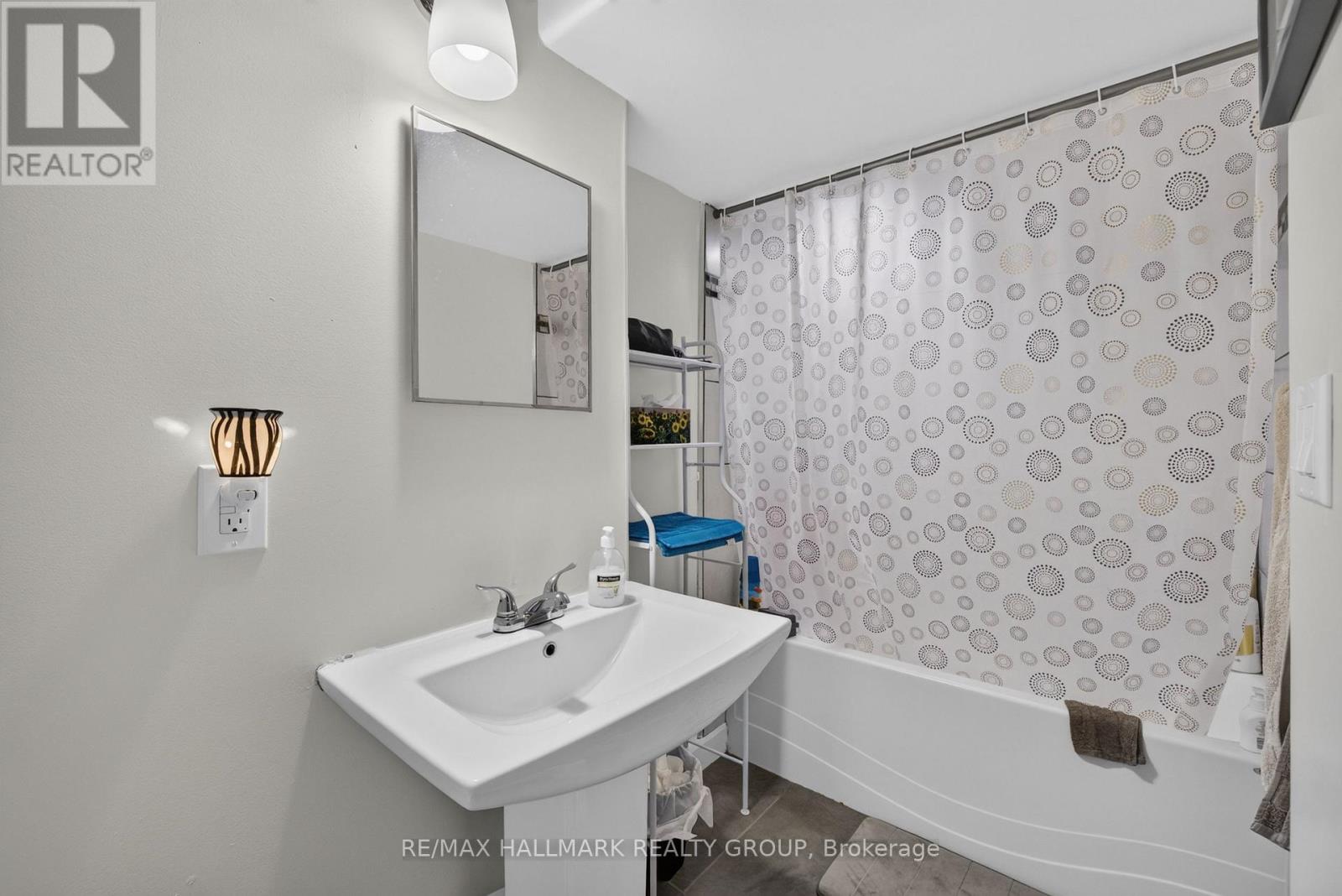 98 North Street Property Photo 19