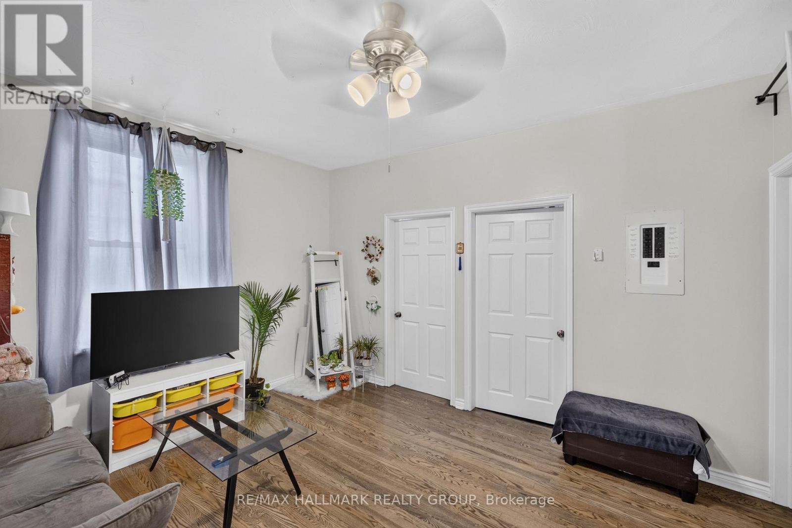 98 North Street Property Photo 23