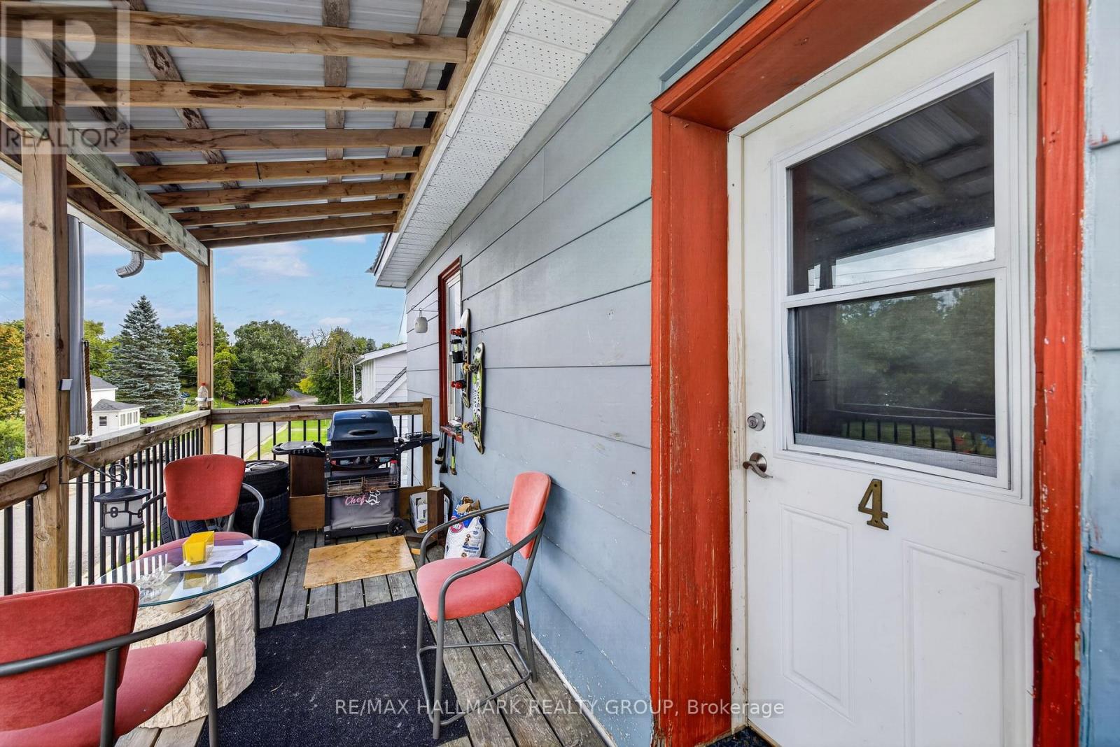 98 North Street Property Photo 36