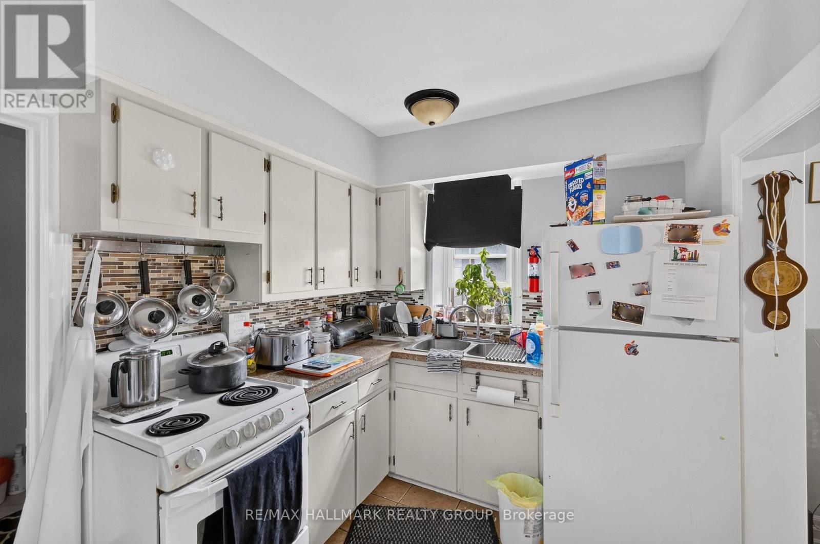98 North Street Property Photo 41