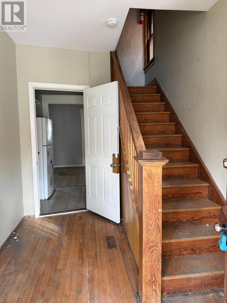 246 St. James Street Property Photo 3